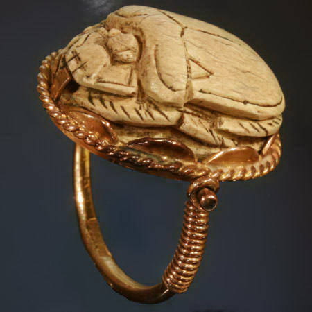 EGYPTIAN REVIVAL SCARAB RING - 30-1-4129 - LANG ANTIQUES