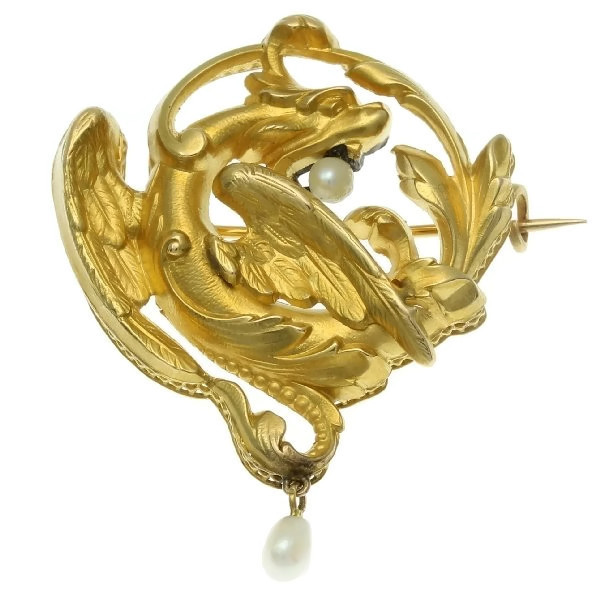 Late Victorian Animalistic Gold Griffin Brooch That Can Be Worn As