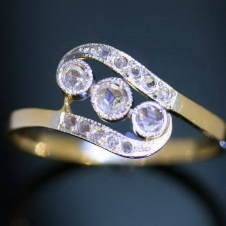 Antique rose cut diamond ring 18k gold