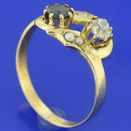 Decorative ring with diamond and sapphire