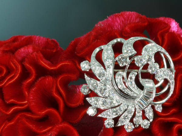 VINTAGE PLT/18K WITH 3.37 CTW DIAMONDS BROOCH