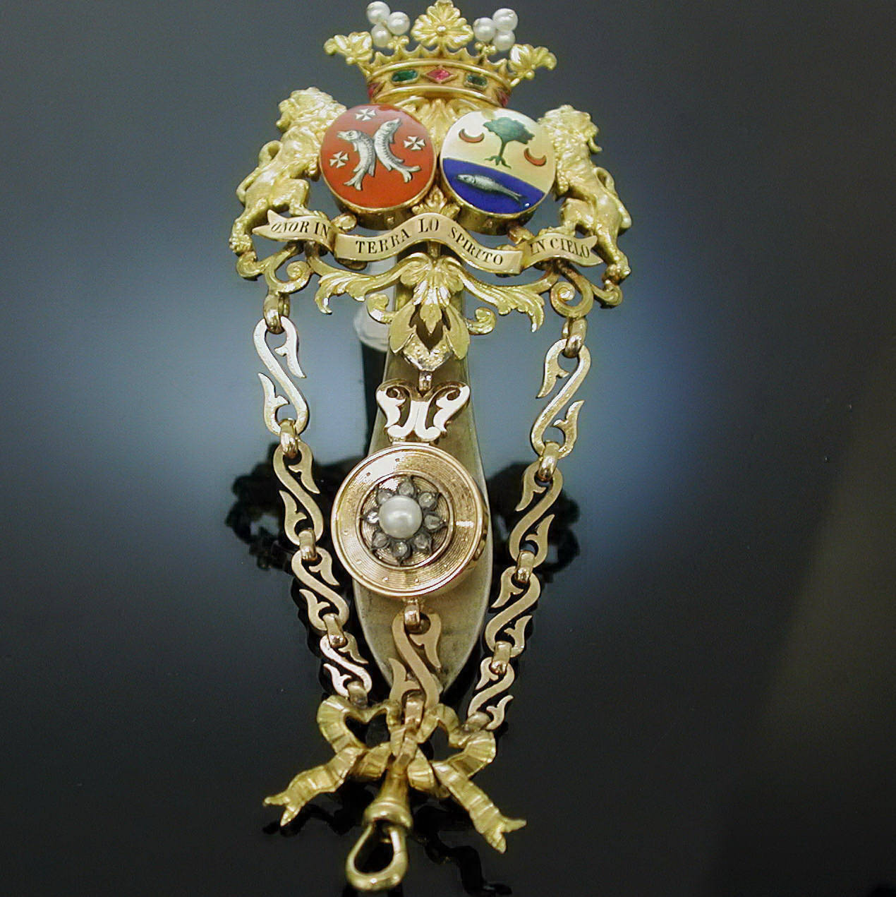 ROYAL HERALDIC CHATELAINE WITH CLIP