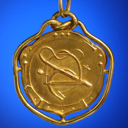 Vintage golden horse sport motifs pendant