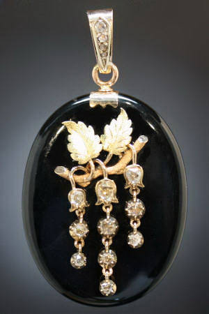 Victorian onyx pendant brooch with rose cuts
