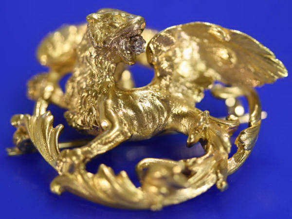 Victorian golden griffin brooch pendant (image 2 of 6)