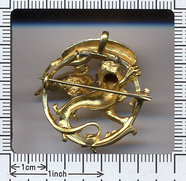 Victorian golden griffin brooch pendant (image 5 of 6)