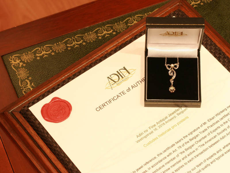 Diamonds pearl knot pendant Princess necklace, Art Nouveau jewelry