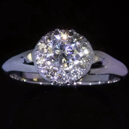 Platinum estate brilliant engagement ring
