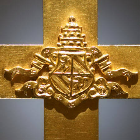 Bishops cross with Coat of Arms of Pope Pius IX (image 3 of 10)