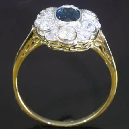 Art Deco Lady Di ring with brilliants and sapphire