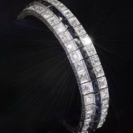 Stunning Art Deco diamonds and sapphires line bracelet