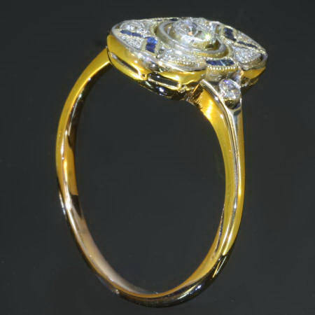 Art Deco ring with old mine cut diamonds and carre cut sapphires, bi-color gold