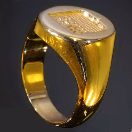Estate golden signetring