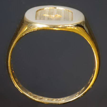 Vintage golden signet ring with horse head
