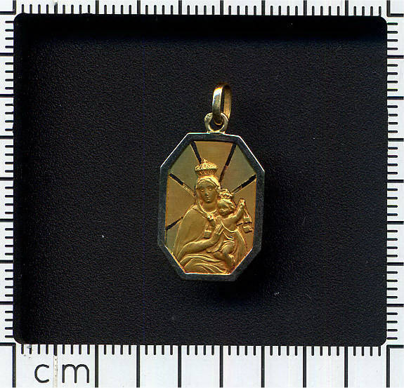Tri-color gold Art Deco medal, Mary and child and Jesus