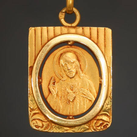 Tri-color golden medal Mary and child and Jesus