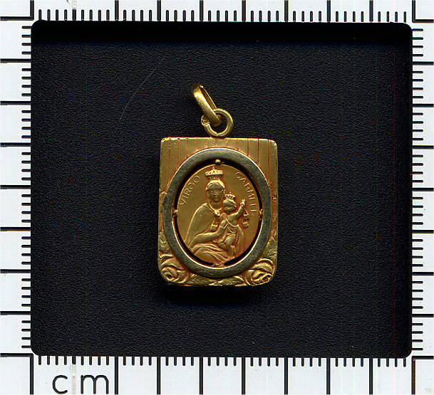 Tri-color golden medal Mary and child and Jesus