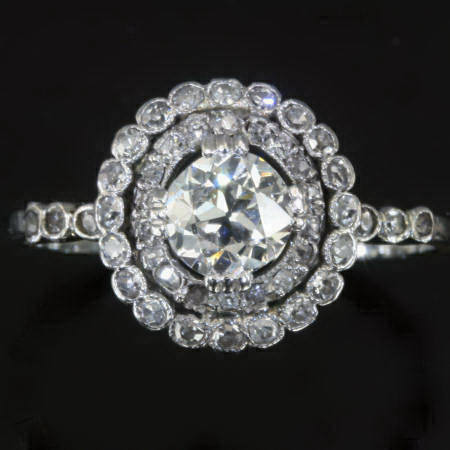 Alluring Art Deco engagement ring with old mine cut diamond