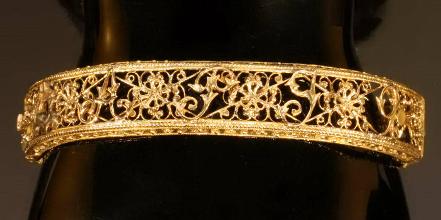 Amazing gold filigree Victorian bracelet from the Austro-Hungarian Empire (image 7 of 7)