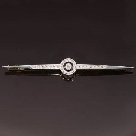 French Art Deco diamond bar brooch