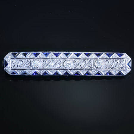 Art Deco bar brooch with old mine cut diamonds and sapphires