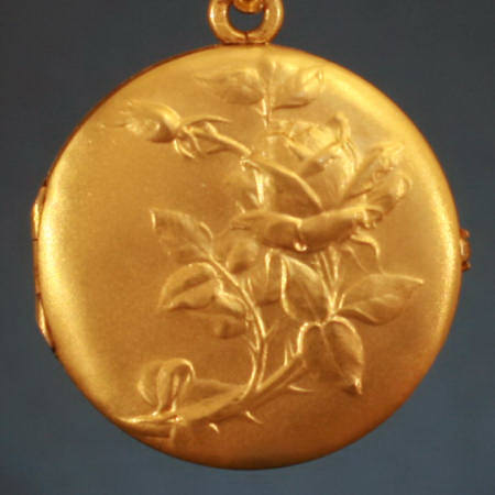 Gold Plated Flower Locket Pendant Necklace Antique Victorian