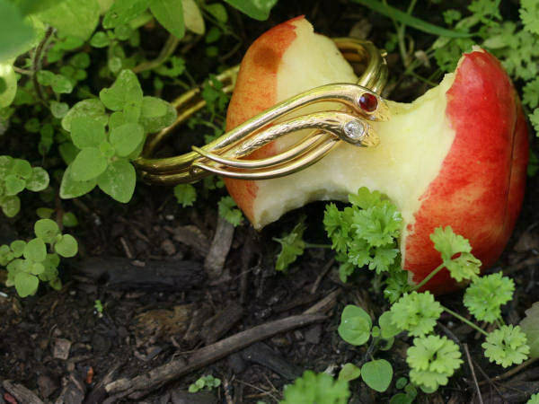 Antique gold double snakes bangle crafted in France (image 2 of 7)