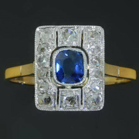 Art Deco engagement ring with beautiful sapphire and rose cut diamonds