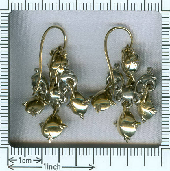 Royal pair of baroqueish Georgian chandelier rose cut diamond earrings (image 5 of 5)