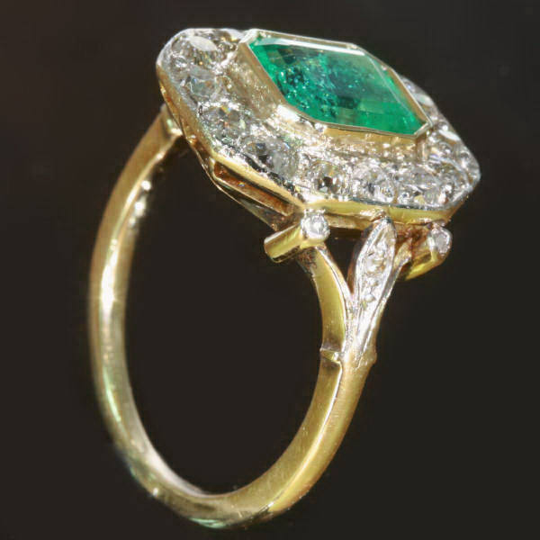 Estate diamond and Columbian emerald engagement ring (image 4 of 8)