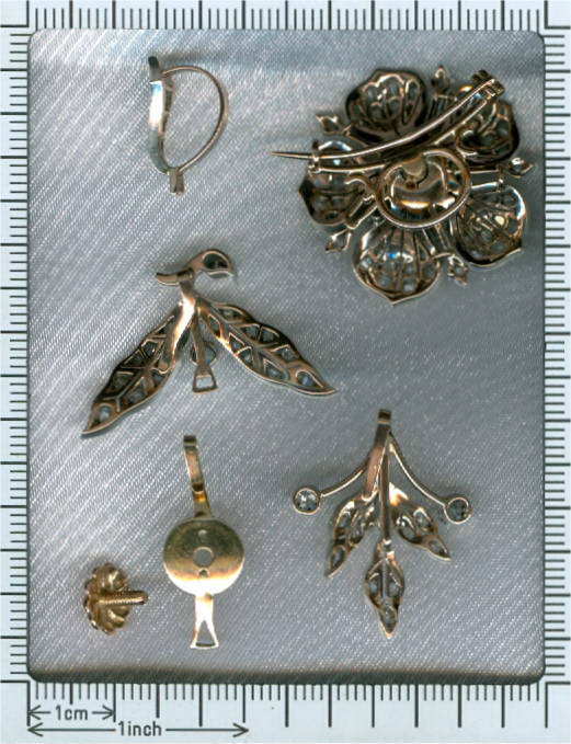 Beyond elegance!  Victorian pendant brooch completely covered with diamonds (image 5 of 5)