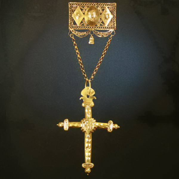 Original French or Belgian Georgian cross, breast piece, gold filigree (image 1 of 7)