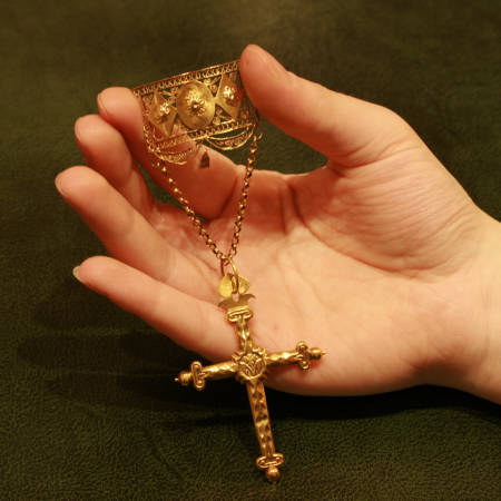Original French or Belgian Georgian cross, breast piece, gold filigree (image 6 of 7)