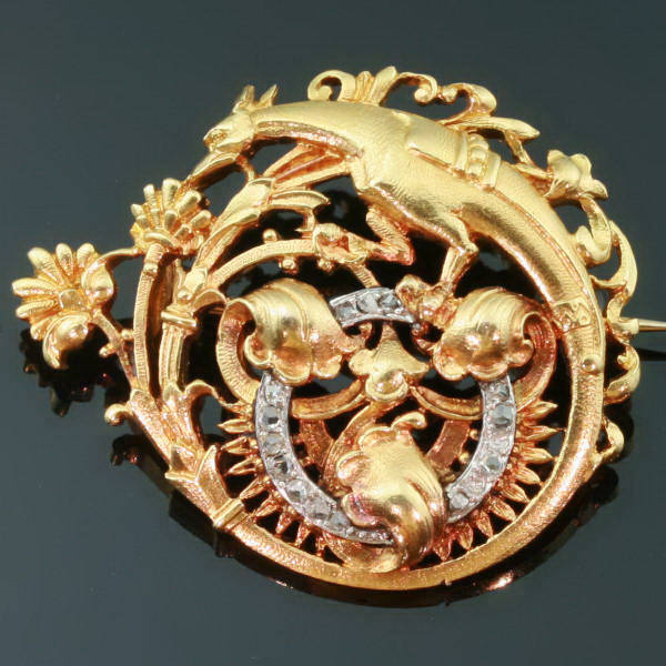 Elegant Victorian phoenix or griffin brooch with floral ornaments and rose cut diamonds