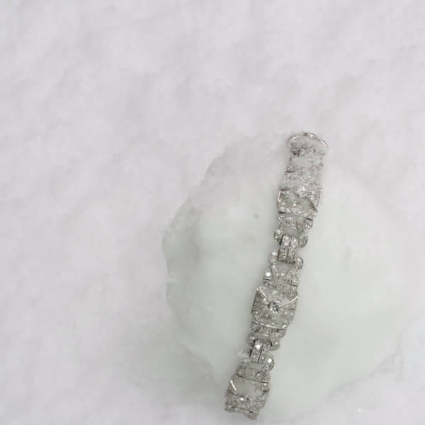 Stylish Art Deco platinum diamond bracelet (7.50 carat total diamond weight) (image 4 of 8)