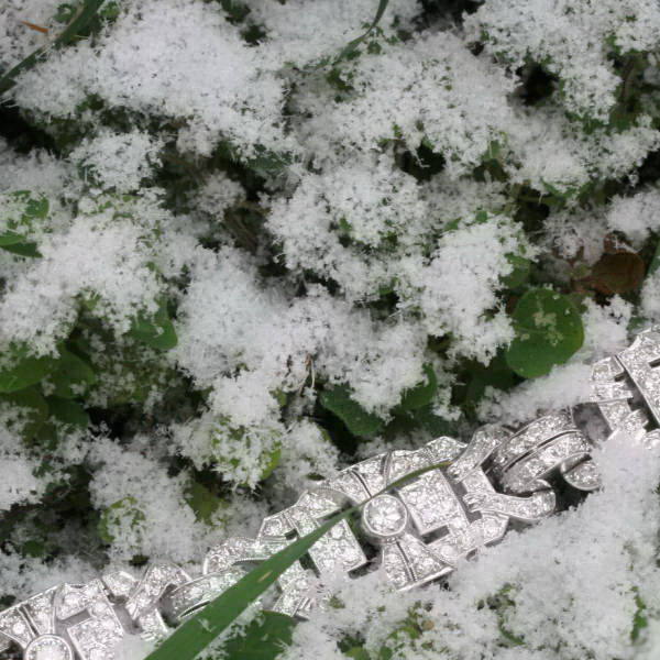 Stylish Art Deco platinum diamond bracelet (7.50 carat total diamond weight) (image 6 of 8)