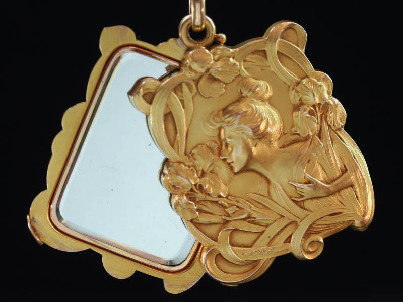 Magnificent Art Nouveau pendant signed E.Dropsy with sliding mirrors (image 3 of 9)