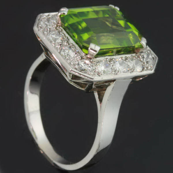 Magnificent platinum Art Deco engagement ring with big peridot and brilliants (image 3 of 10)