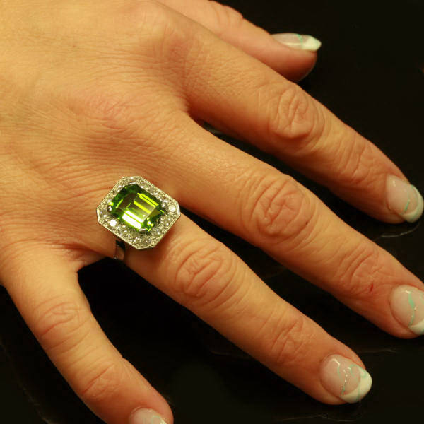 Magnificent platinum Art Deco engagement ring with big peridot and brilliants (image 10 of 10)