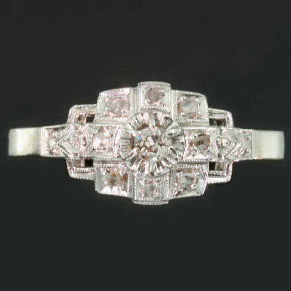 18K white gold Art Deco diamond engagement ring