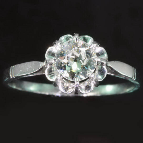 Estate one stone solitair platinum engagement ring (image 2 of 7)