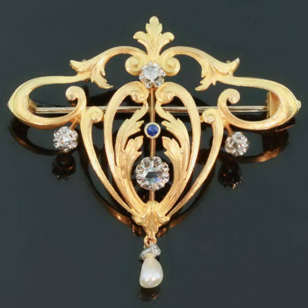 Beautiful Victorian gold brooch with sapphire, pearl and rose cut diamonds