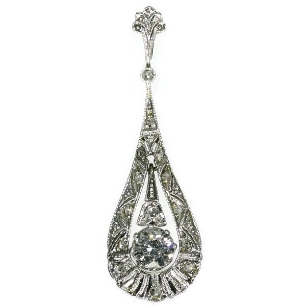 Edwardian pendant with big diamond: Description by Adin Antique