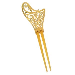 Art Nouveau's Artistic Allure: A Horn and Diamond Hair Comb