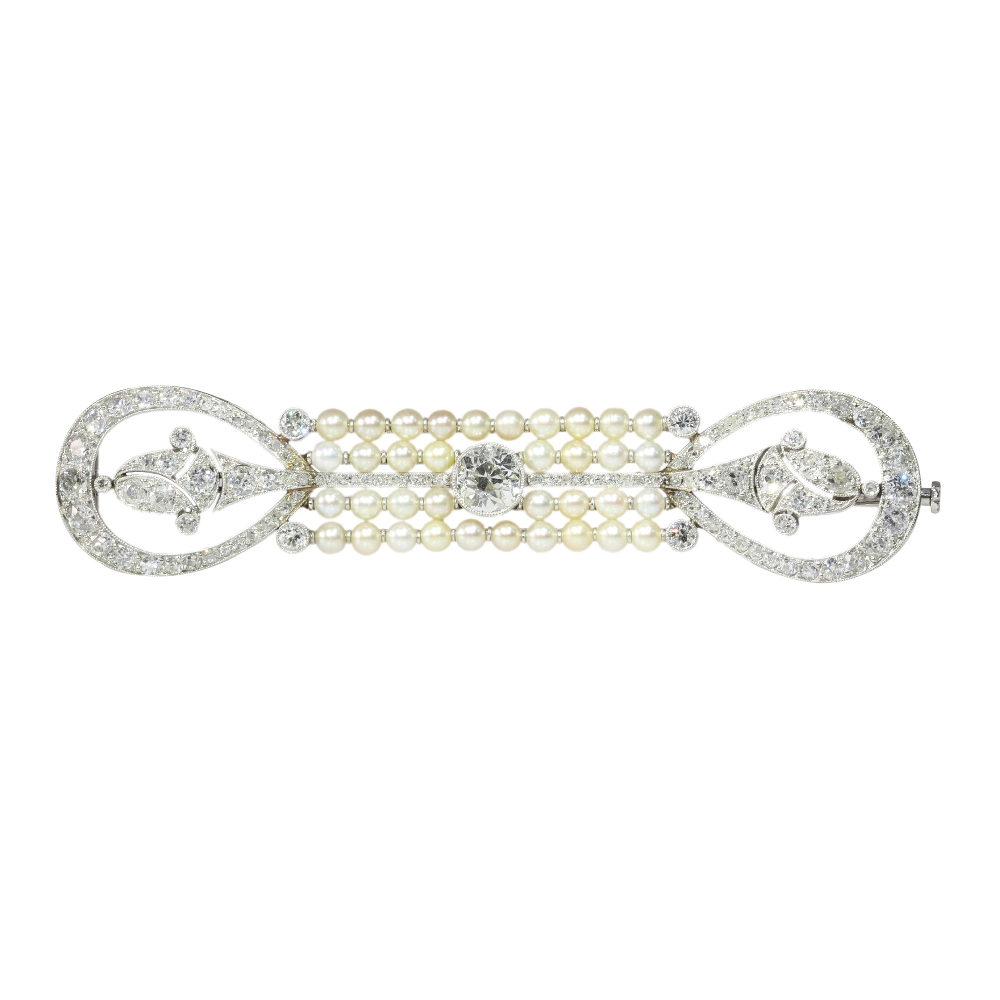 Era's Elegance: Exquisite Diamond and Pearl Brooch from the Dawn of Art Deco