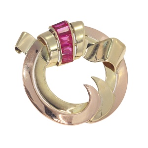 Vintage Retro 18K two tone gold brooch set with rubies