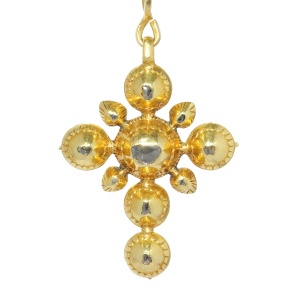 Elegant Faith: A Rococo Diamond Cross of Distinction