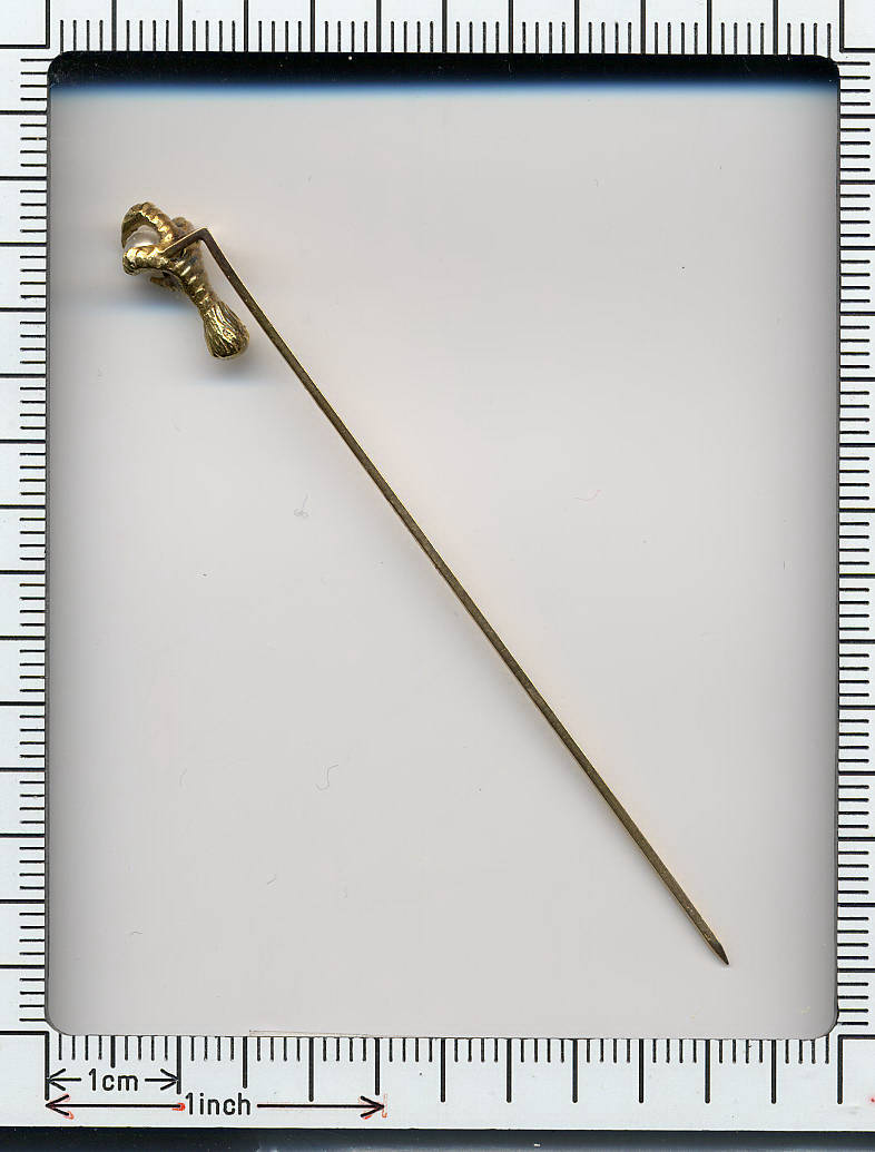 PROUD 18K EAGLE CLAW HOLDING PEARL STICK PIN (image 3 of 3)