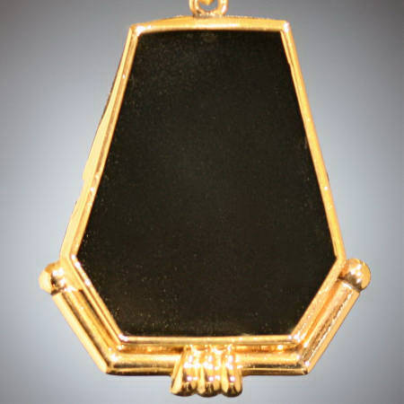 STYLISH 18K ONYX HEXAGON MOURNING PENDANT