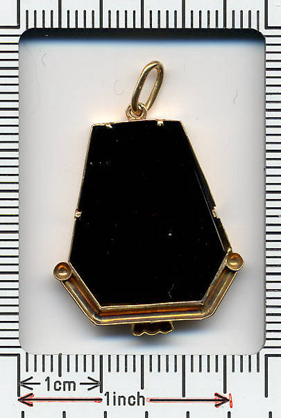 STYLISH 18K ONYX HEXAGON MOURNING PENDANT